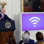 Biden se compromete a proporcionar conexión de alta velocidad a todos los hogares en Estados Unidos