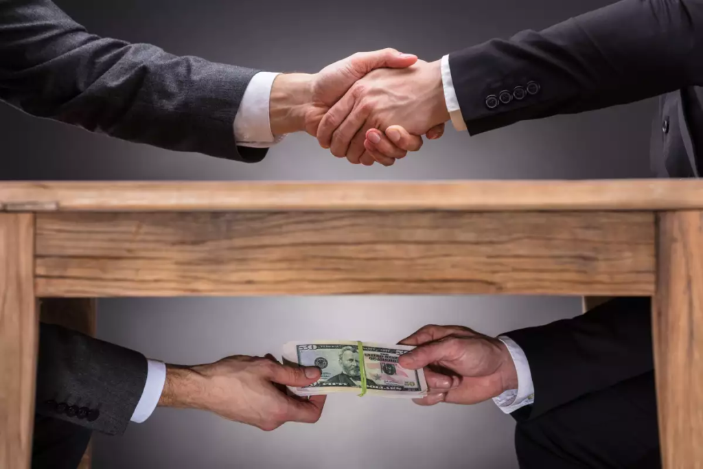 image-1-1024x683 Corrupción en la Fiscalía de Puebla: Funcionarios implicados en cobros excesivos y extorsión